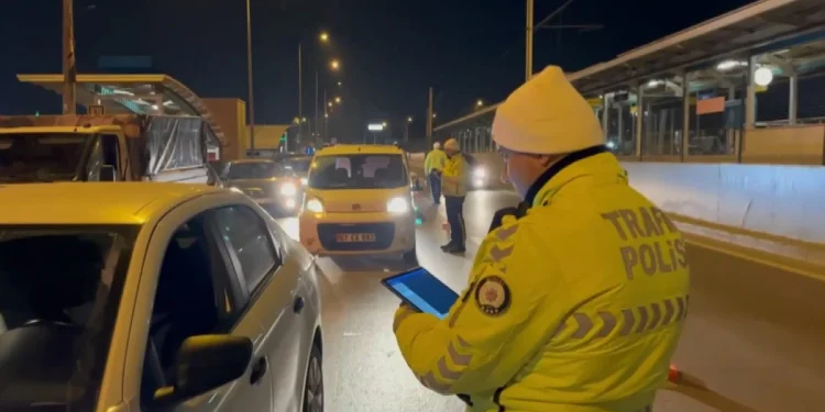 Bursa'da Sahurda Polisle Kovalamaca: Aracı Babamdan Aldım