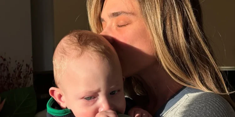 Müge Boz’un yeni aile fotoğrafı sosyal medyada beğenildi