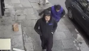 İstanbul’da yankesicilikle telefon çalan 2 kişi tutuklandı