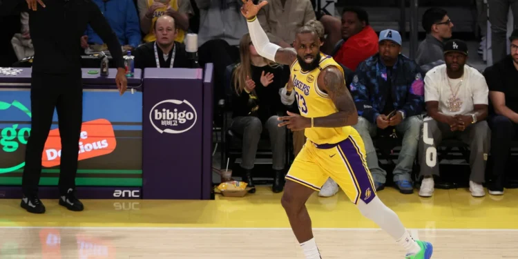 LeBron James, NBA’de 50 bin sayıyı geçen ilk oyuncu