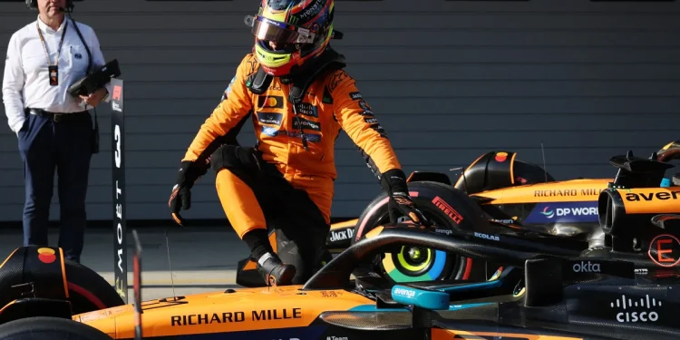 Formula 1 Çin GP'sinde pole pozisyonu Piastri'nin!