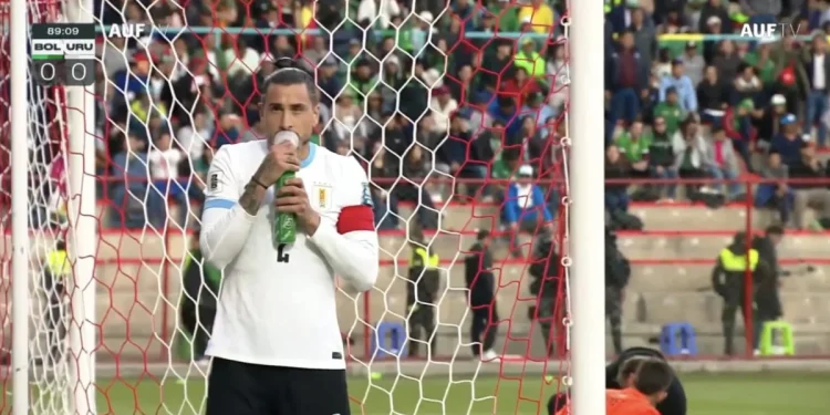 Bolivya-Uruguay maçında şaşkına çeviren oksijen anı