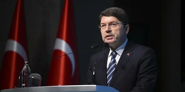 Yılmaz Tunç: Çağrıya uymayanlara devlet müdahale eder