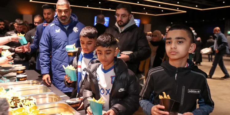 Rangers, stadyumda iftar yemeği etkinliği düzenledi
