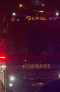 Fenerbahçe Taraftarları Yönetimi İstifaya Çağırdı