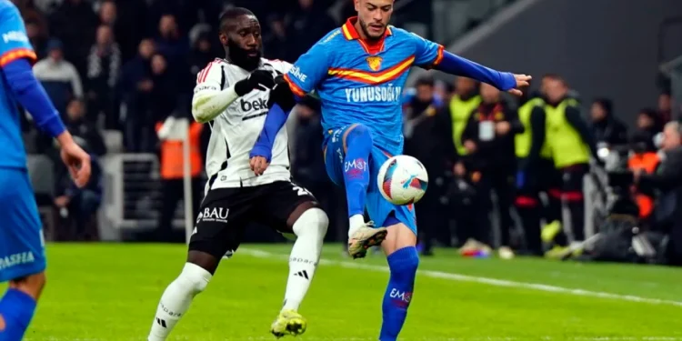 Beşiktaş - Göztepe Maçı İçin Muhtemel 11'ler Açıklandı