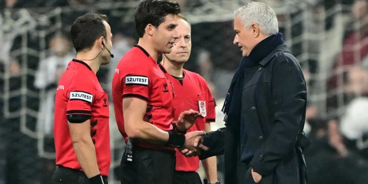 Fenerbahçe-Trabzonspor maçının hakemi açıklandı