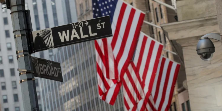 Wall Street'teki Kayıplar Derinleşiyor, Piyasalar Düşüşte