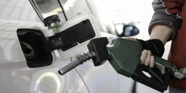 Motorine İndirim Yapıldı, Şimdi Benzin Sırası mı?