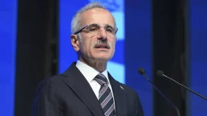 Uraloğlu, 16 yaş altı kullanıcı kararını değerlendirdi