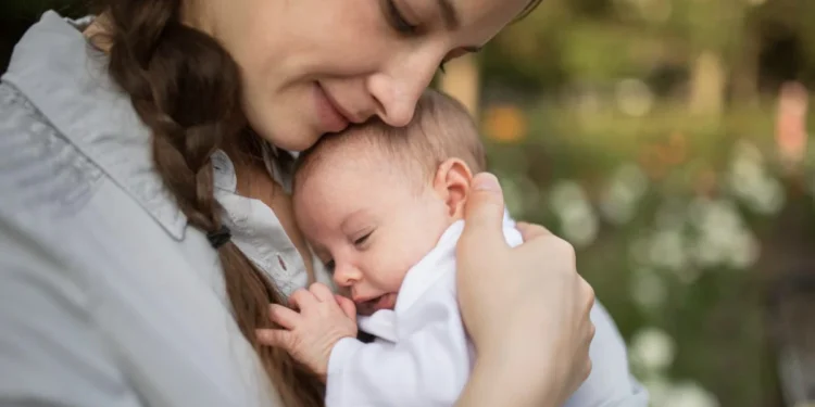 Doğum Yardımları Annelerin Hesabına Yatacak