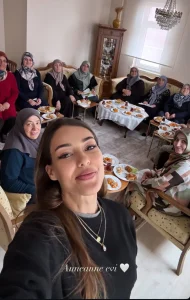 Dilan Çiçek Deniz'in Anneannesine Ziyaret Pozu Olay Oldu