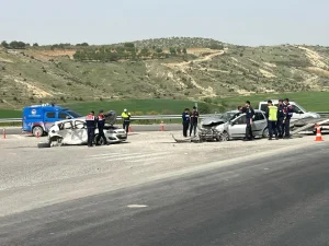 Adıyaman'da otomobil kazası: 1 ölü, 7 yaralı