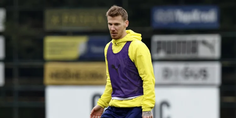 Serdar Aziz bırakıyor mu? Temsilcisinden açıklama!