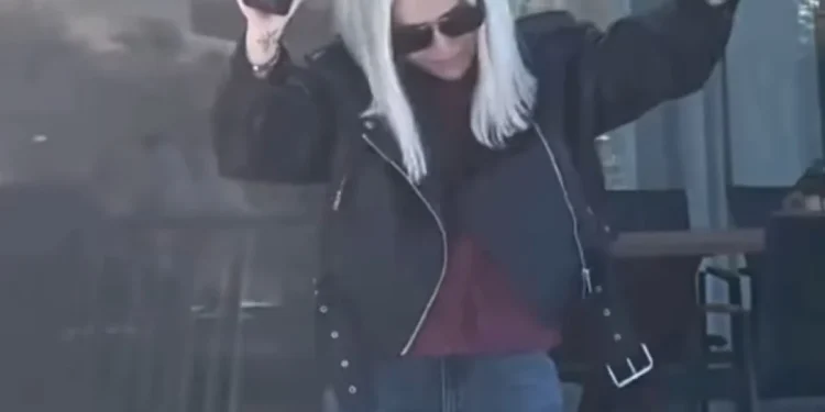 Ceylan havuz başında oynadı, hayranları yorum yağdırdı