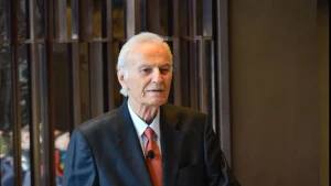 Ediz Hun'dan İlk Açıklama: "Kanseri Atlattım"