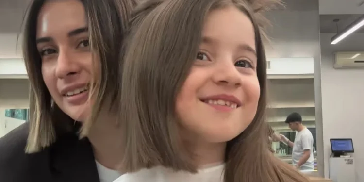 Buse Terim’in Kızı Naz, Annesine Olay Gibi Benzedi!