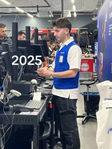 Fenerbahçeli eski yıldız markette kasiyer oldu