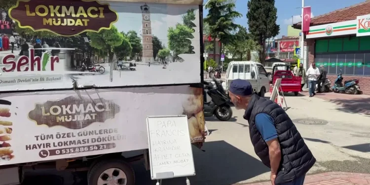 Papa Francis için Bursa’da lokma hayrı yapıldı