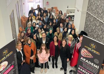 Müge Şenel Akademisinde İzdiham Elazığ
