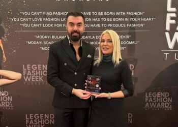 "Evren ve Evrim Yaşlak, 79. ödüllerle zirvede!"