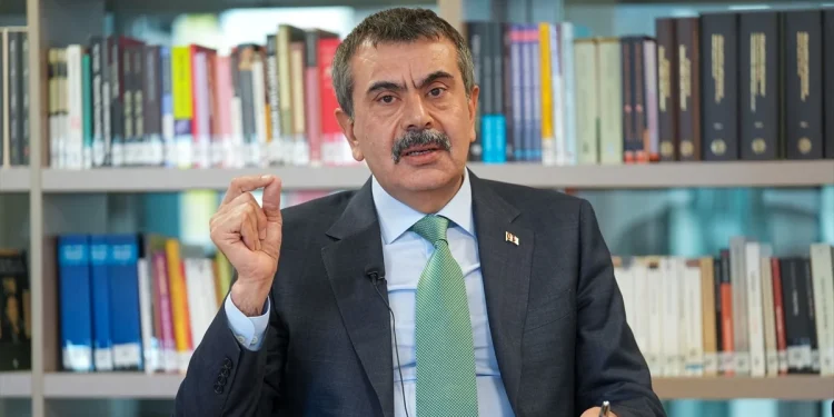 İstanbul’da Eğitime 2 Günlük Deprem Arası Verildi