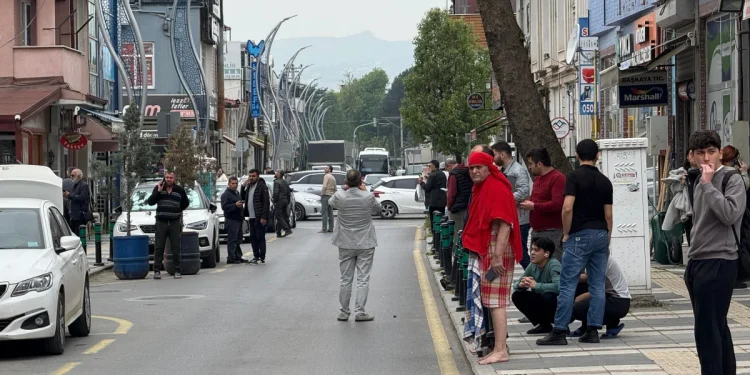 İstanbul Depremi Sakarya’da da Hissedildi