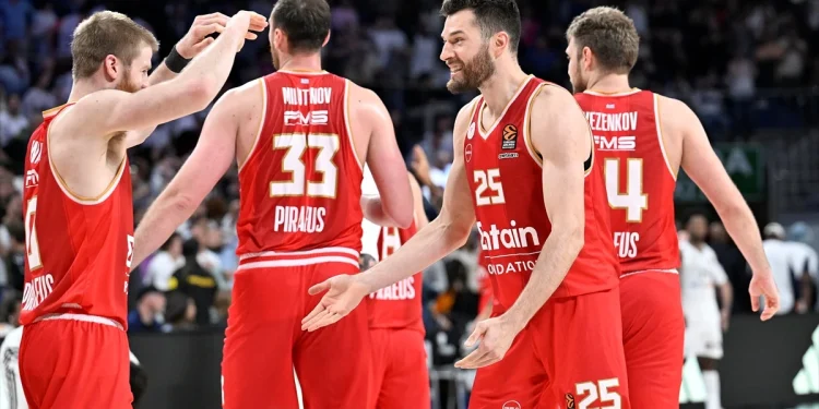 Olympiakos, Real Madrid’i eleyip Final Four’da!