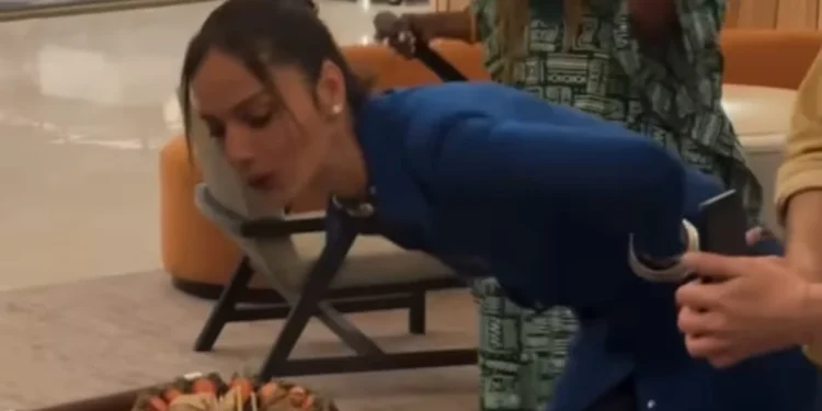 Gülcan Arslan'dan Cesur Doğum Günü Stili!