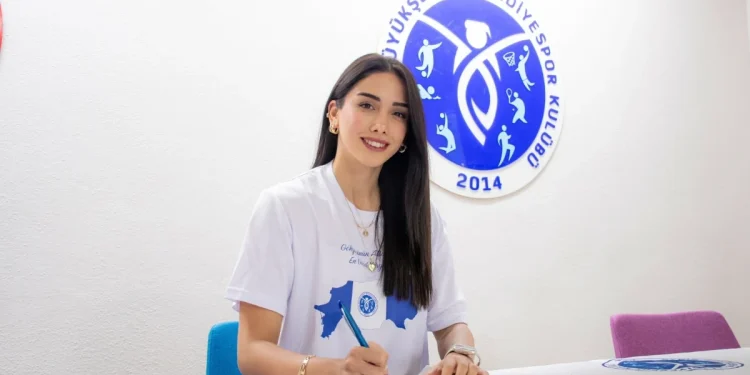 Aydın Büyükşehir Belediyespor, İlarya Zararsız'ı Transfer Etti