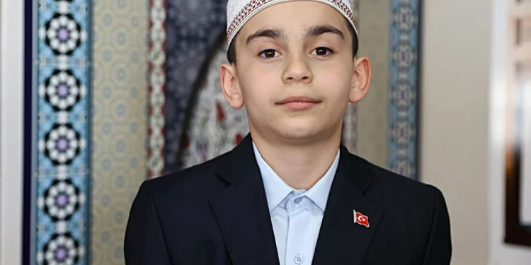 Ezan Yarışması Birincisi Emir'in Hayali Ayasofya