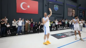 Oğuz Savaş, Kariyerini Çayırova Belediyesi'nde Sonlandırdı
