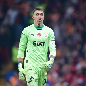 Muslera, Yıllar Sonra Ülkesine Dönme Kararı Aldı
