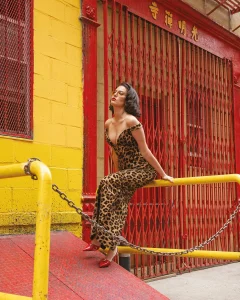 Pelin Akil, New York'ta poz vererek boşanma iddialarına yanıt verdi