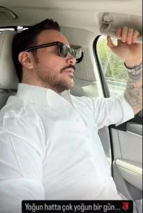 Sinan Akçıl Yeni İmajıyla Sosyal Medyada Gündem
