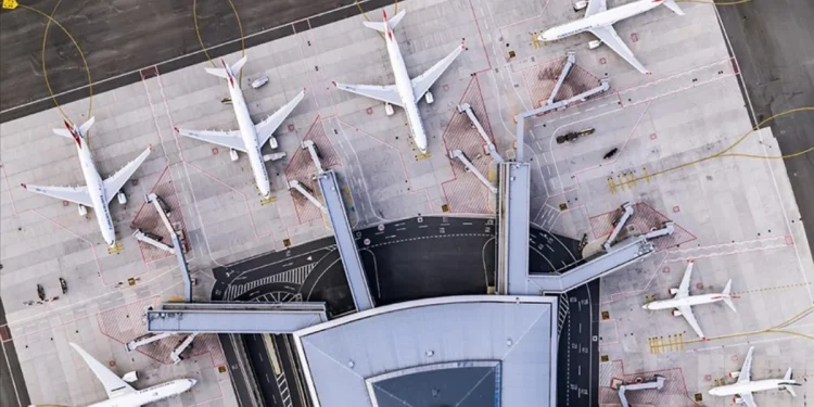 Uraloğlu: 4 Ayda 64 Milyondan Fazla Kişi Uçtu