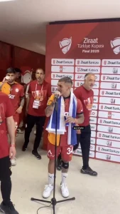 Torreira'dan Buruk'a esprili istifa göndermesi