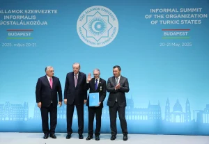 Aziz Sancar’a Türk Dünyasından Onur Takdiri