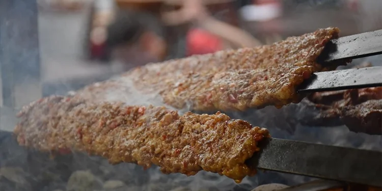 Adana kebabında kanatlı eti tespiti: Yeni liste şok etti