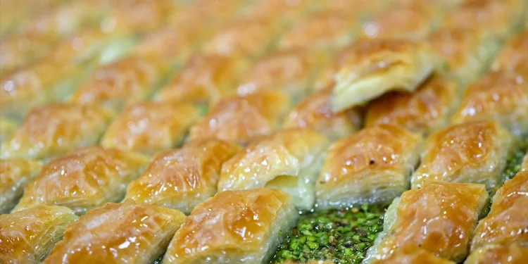 Gaziantep’te Baklavacılarda Bayram Hazırlığı Başladı