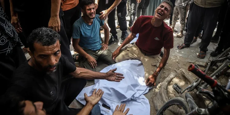 Gazze'de Can Kaybı 54.249'a Yükseldi: Acı Büyüyor