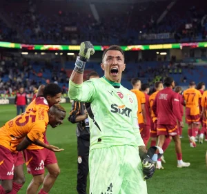 Mertens ve Muslera’dan Veda Maçı Heyecanı!
