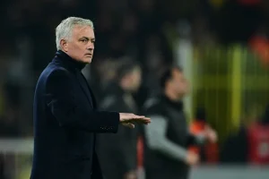 Fenerbahçe'de Mourinho dönemi resmen başlıyor