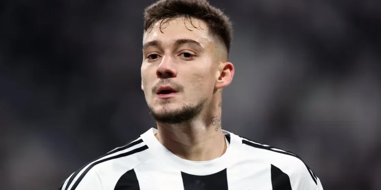 Ernest Muci, Beşiktaş’tan Ayrılmaya Yakın