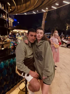 Aslıhan Güner’den 12. yıl evlilik kutlaması!