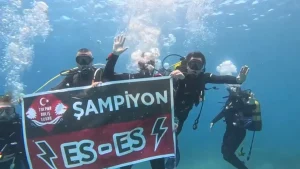Eskişehirspor'a Şampiyonluk Kutlaması Denizde!