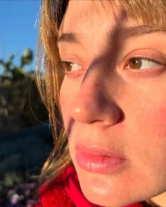 Gizem Karaca’dan Doğuma Özel Yoga Paylaşımı