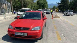 Yola çıkan 7 yaşındaki çocuğa Bolu'da araç çarptı