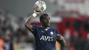 Osayi Samuel, kayıp saatini bulmak için iz sürüyor