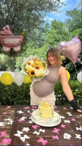 Gizem Karaca ilk kez anne oldu, ismi sonradan açıkladı